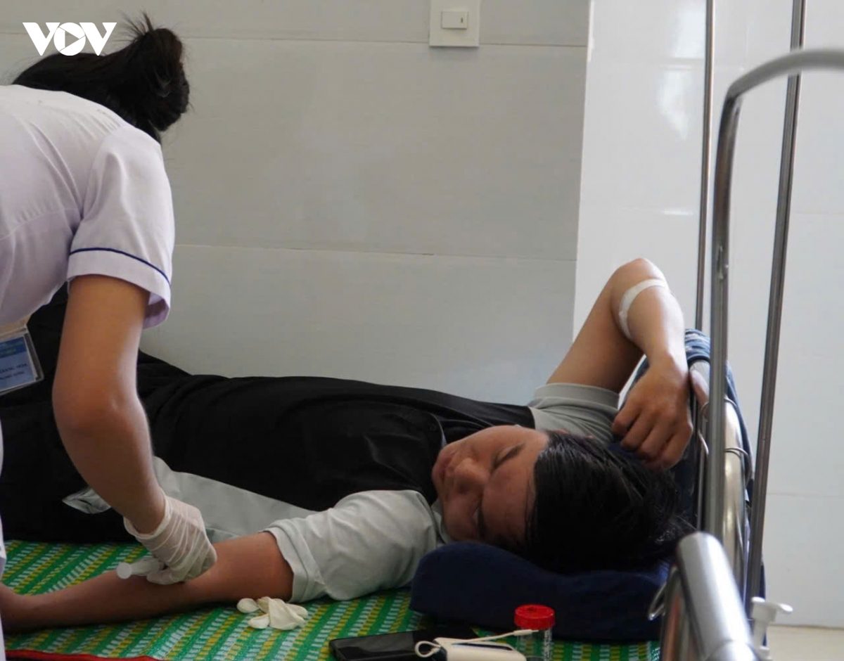 Diễn biến mới vụ nghi ngộ độc bánh mì khiến nhiều người nhập viện ở Gia Lai